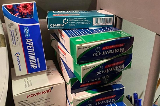Trữ thuốc điều trị Covid-19 trong gia đình, phòng xa hay chơi dại?