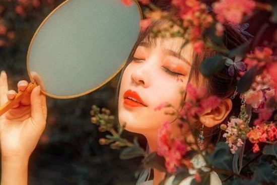 Tháng 2 âm lịch là thời điểm cung tài lộc của những người mệnh Hỏa tuổi này nở rộ, tranh thủ làm ăn sẽ