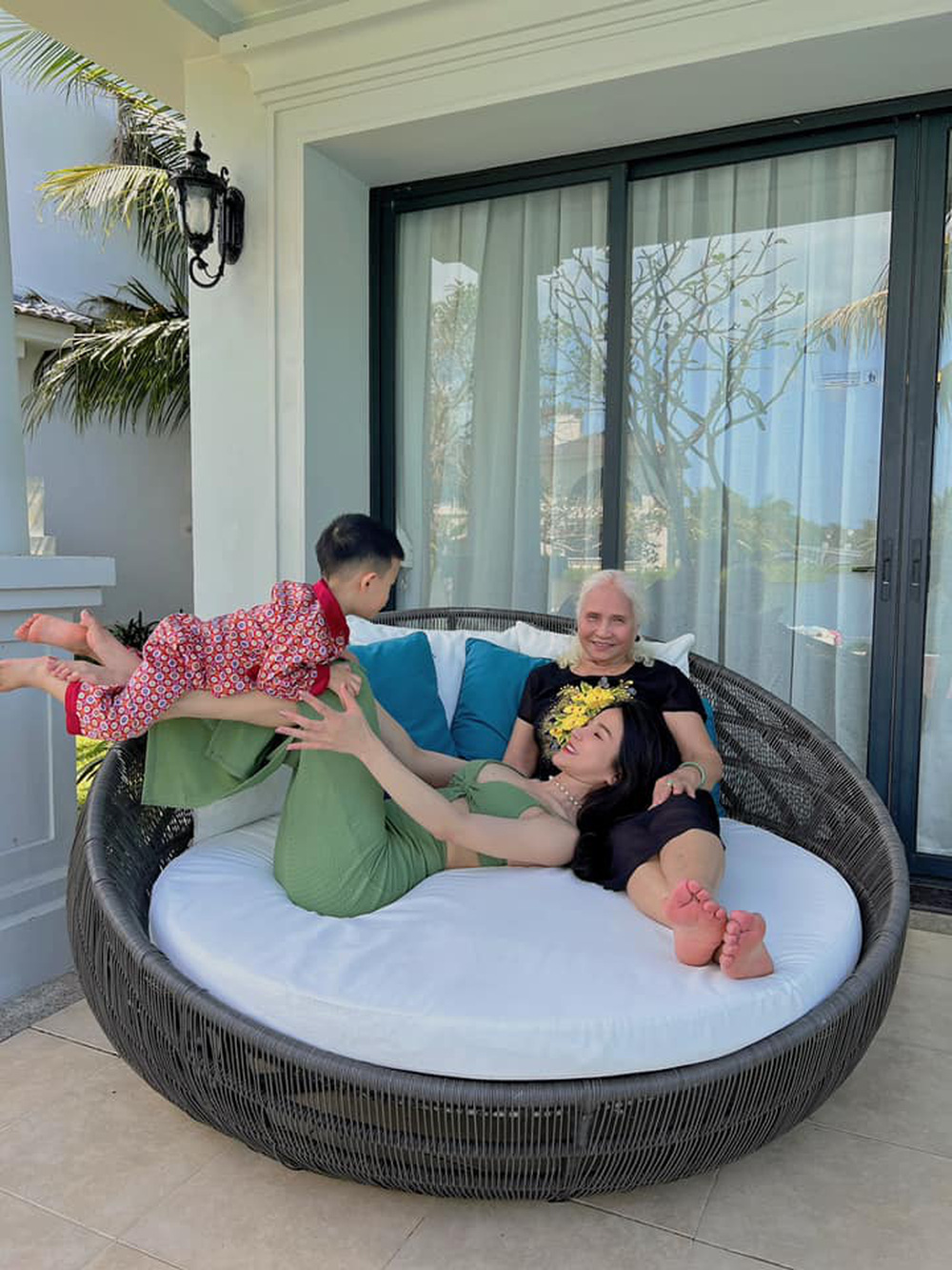 Cuộc sống của Diệp Lâm Anh sau khi đưa 2 con rời khỏi nhà chồng hào môn-5