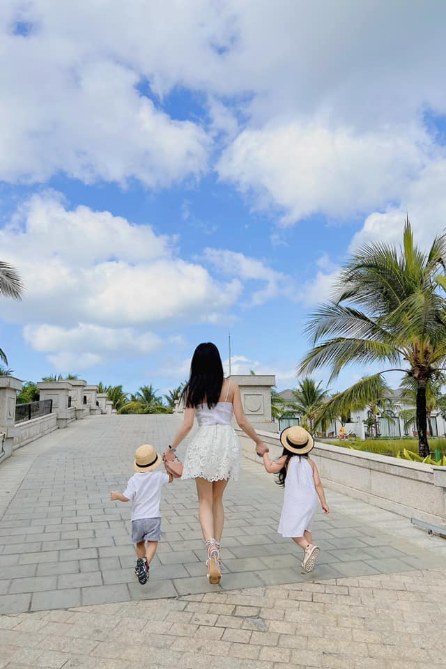 Cuộc sống của Diệp Lâm Anh sau khi đưa 2 con rời khỏi nhà chồng hào môn-2