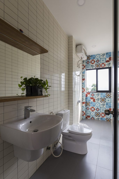 Nhà cũ 3 tầng 35m2 trong hẻm nhỏ Sài Gòn lột xác đầy bất ngờ với giao diện mặt tiền bắt mắt, ai đi ngang cũng phải ngoái nhìn-19