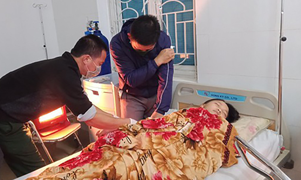 3 học sinh lớp 7 rủ nhau ăn lá ngón tự tử-1