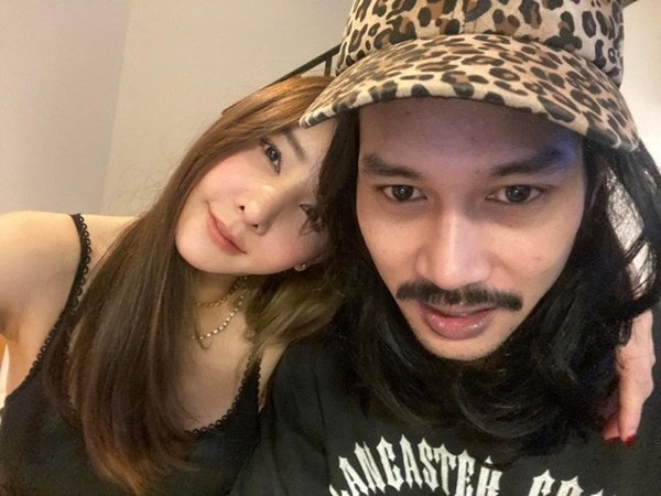 Sau khi nữ diễn viên Chiếc lá cuốn bay qua đời, ngày nào bạn trai cô cũng làm một hành động khiến nhiều người xót xa-4