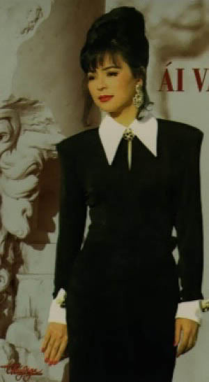 Nhan sắc Ái Vân thời trẻ: Khán giả tưởng nhầm là con lai vì giống người phương Tây-17