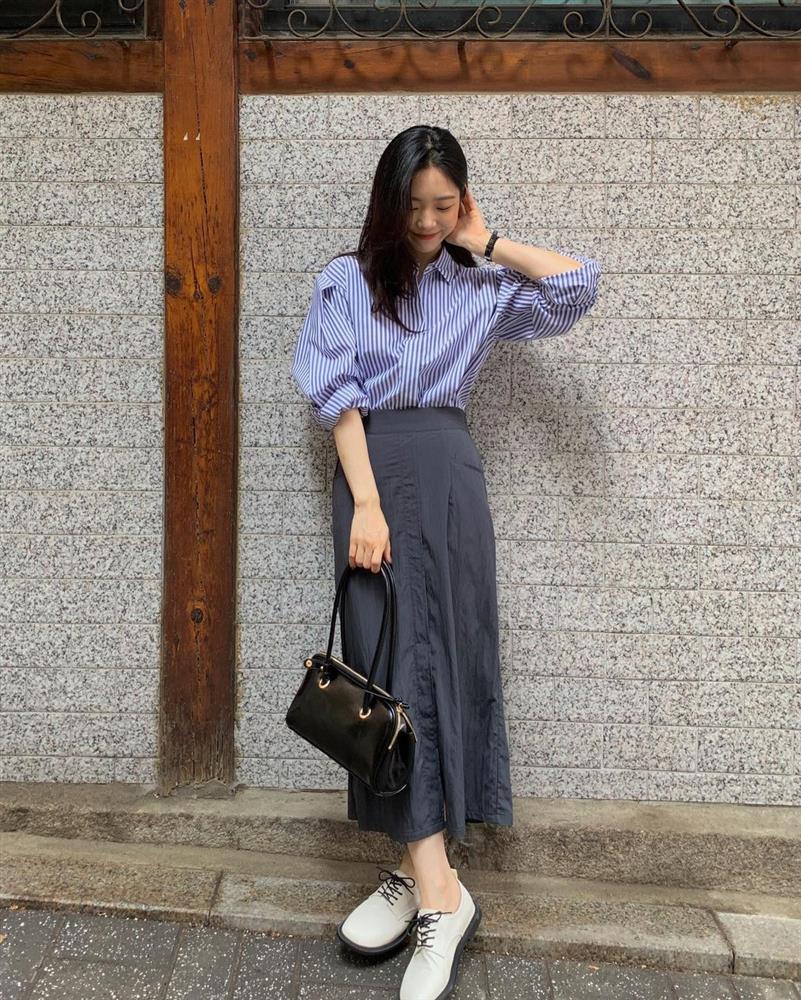 Có những cách diện sơ mi đơn giản mà cực tinh tế, nàng chưa biết thì phải học ngay-10