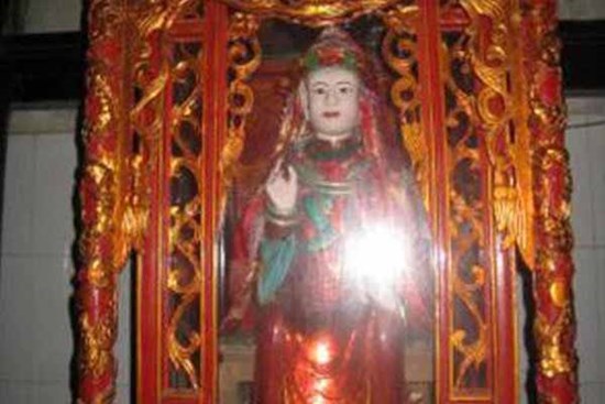 Tượng bà Chúa Lãng 300 năm tuổi bị đánh cắp