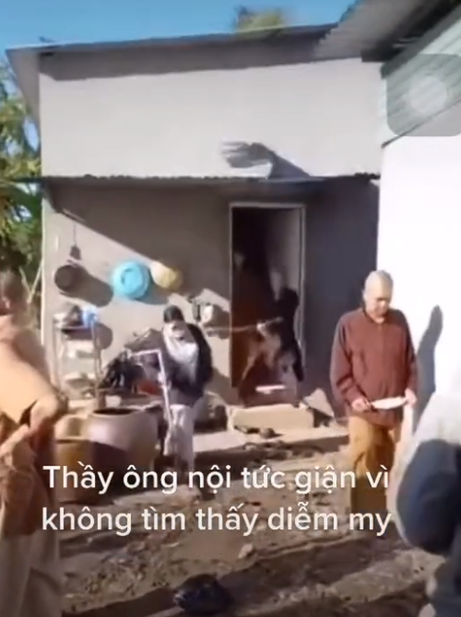 Thực hư clip ông Lê Tùng Vân cầm xà beng, múa võ đập phá nhà vì không tìm thấy Diễm My-2