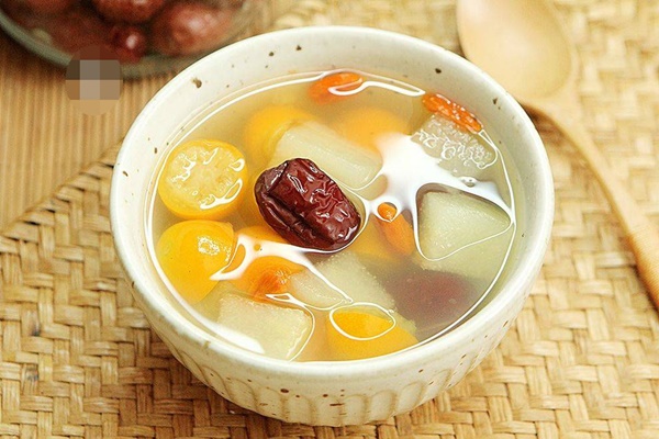 Loại nước này được xem là vị thuốc bổ họng tự nhiên, có vitamin C gấp 10 lần dâu tây, giúp tăng cường sức khỏe-1