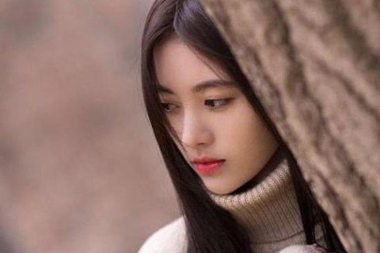 5 năm sau khi ly hôn gặp vợ cũ, hỏi cô ấy có sống tốt không, vợ cũ cười đáp: “Cảm ơn anh đã từ bỏ năm đó”