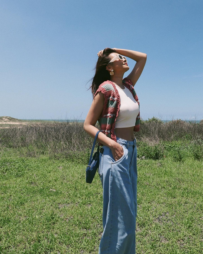 Càng gần 40 tuổi, Phạm Thanh Hằng càng mặc quần jeans đẹp đỉnh cao-5