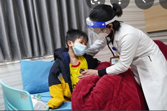 5 loại thuốc không thể thiếu cho trẻ mắc Covid điều trị tại nhà