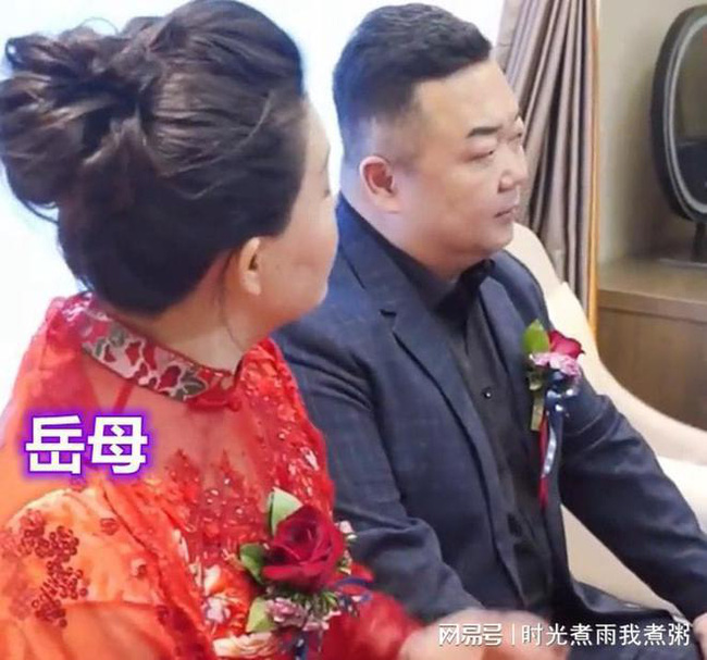 Tưởng được lấy vợ hào môn thế gia, cuối cùng chú rể phải lập tức hủy hôn, đá cửa bỏ đi vì một yêu cầu bất ngờ của mẹ vợ-2