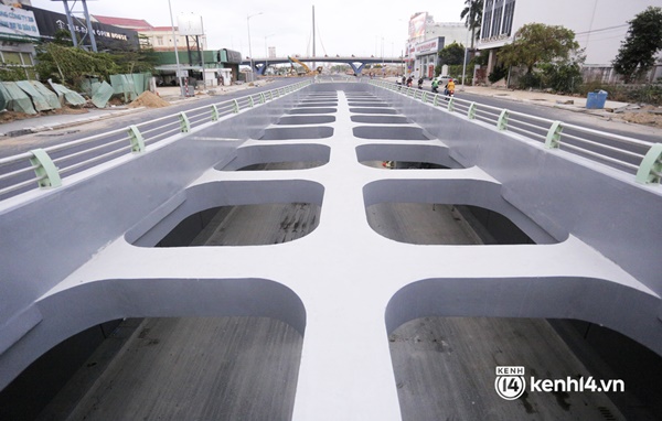 Ảnh, clip: Cận cảnh nút giao thông hơn 723 tỷ sắp được hoàn thành tại Đà Nẵng, gây ấn tượng với đường hầm lộ thiên cực độc đáo-3