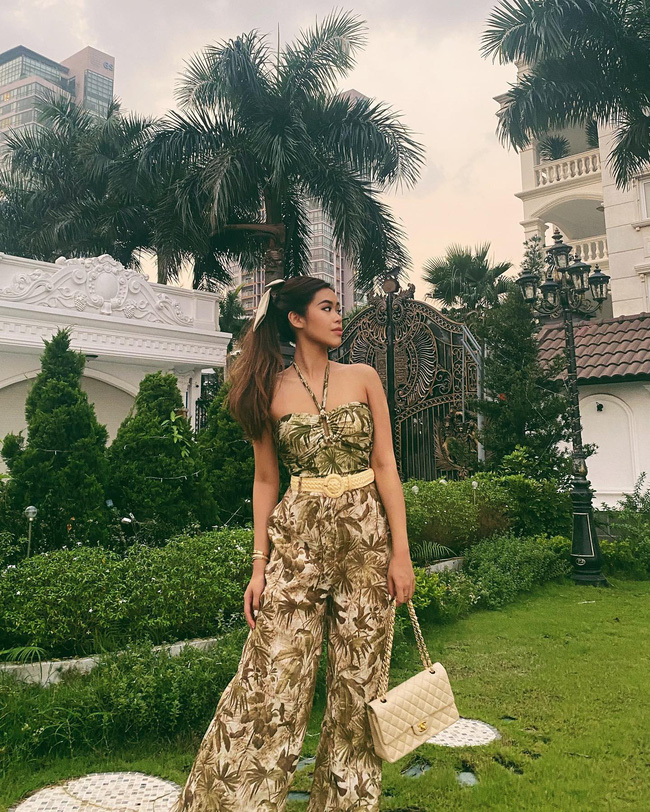 Rich kid Tiên Nguyễn có một kiểu quần bảo bối giúp kéo chân dài như siêu mẫu-4