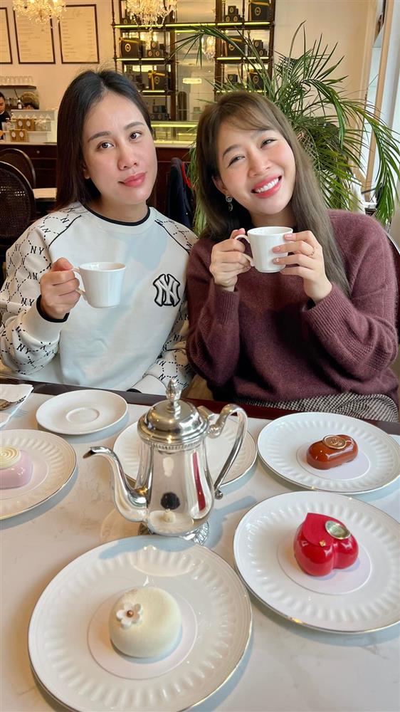 Vừa khỏi covid MC Diệp Chi đã tức tốc đi gặp nhân vật đặc biệt này, bảo sao ai cũng ngưỡng mộ mối quan hệ kéo dài suốt 30 năm này!-2