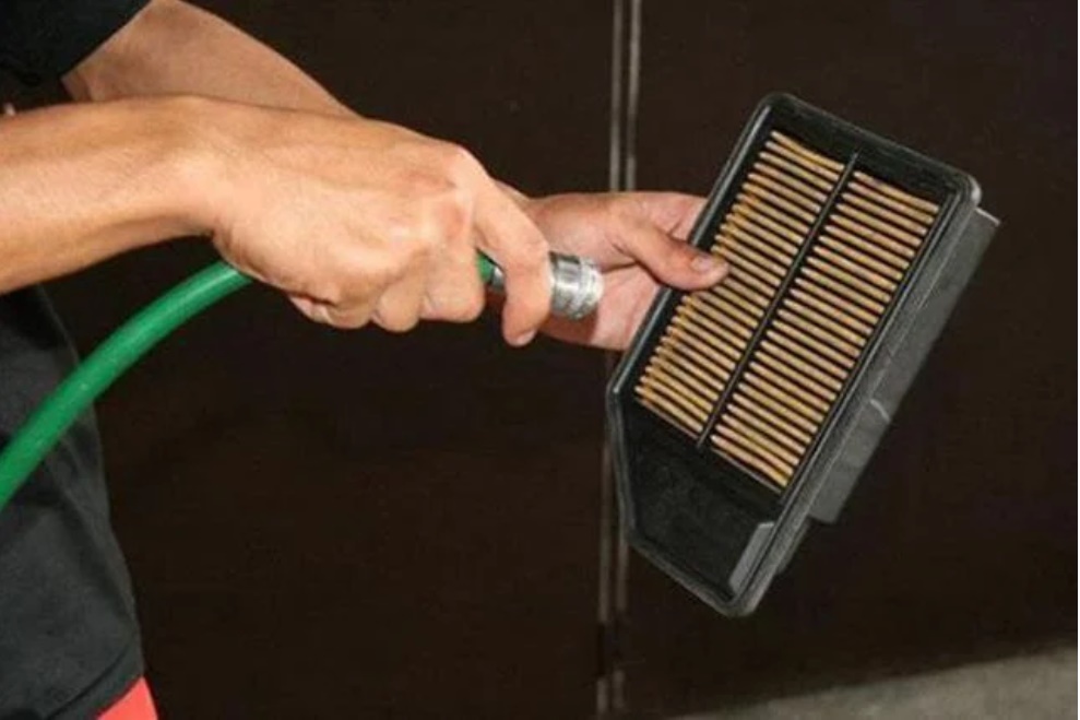 Xăng tăng giá: Điều chỉnh nút này trên xe máy tiết kiệm được nửa chi phí, xe chạy êm không lo bị nóng-2