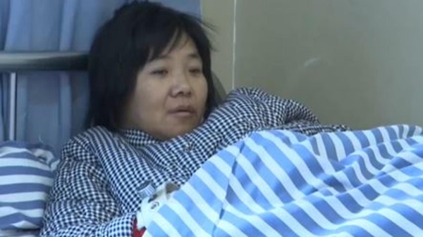 Người phụ nữ tâm thần đẻ 8 con bị chồng xích cổ nhốt trong nhà kho, cảnh sát điều tra mới phát hiện bi kịch đáng thương suốt 24 năm-3