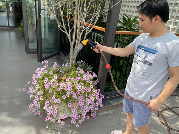 Sửng sốt với không gian quê trong phố tại cơ ngơi bạc tỷ của ca sĩ Trọng Tấn-29