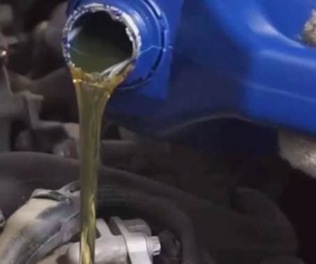 Thay nhớt sau mỗi 5000km? Bao nhiêu người đã bị lừa, bậc thầy sửa chữa ô tô sẽ dạy bạn bao lâu thì nên thay mới là tốt nhất!-1