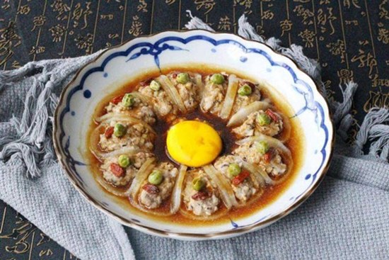 Củ cải hấp thịt ăn không bị ngấy, ngọt lịm lại bổ dưỡng, giúp các F0 long đờm hiệu quả