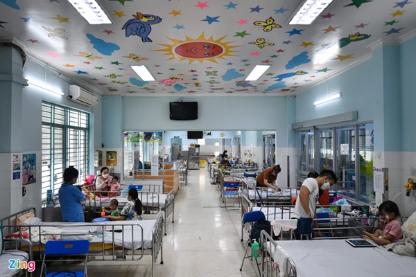 Trẻ mắc Covid-19 khám ngoại trú ở TP.HCM tăng cao-3