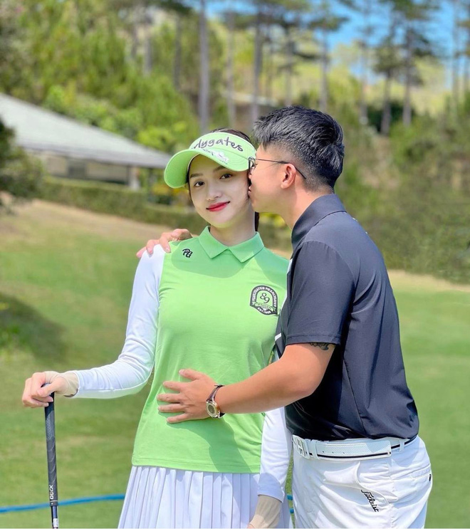 Matt Liu hôn hít Hương Giang trên sân golf, tổ hợp hạnh phúc lan toả cực mạnh ngày 8/3-3