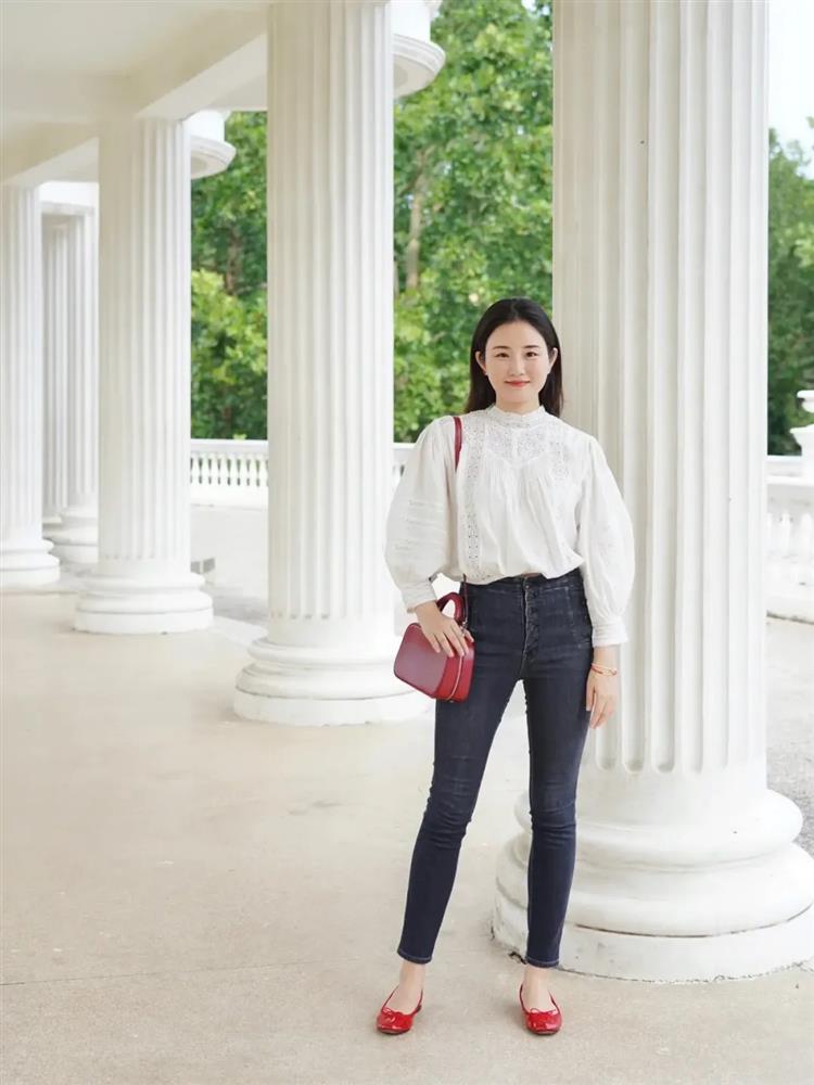 Street style Châu Á: Hội chị em lên đồ diện quần jeans đẹp chuẩn không trượt bộ nào-1