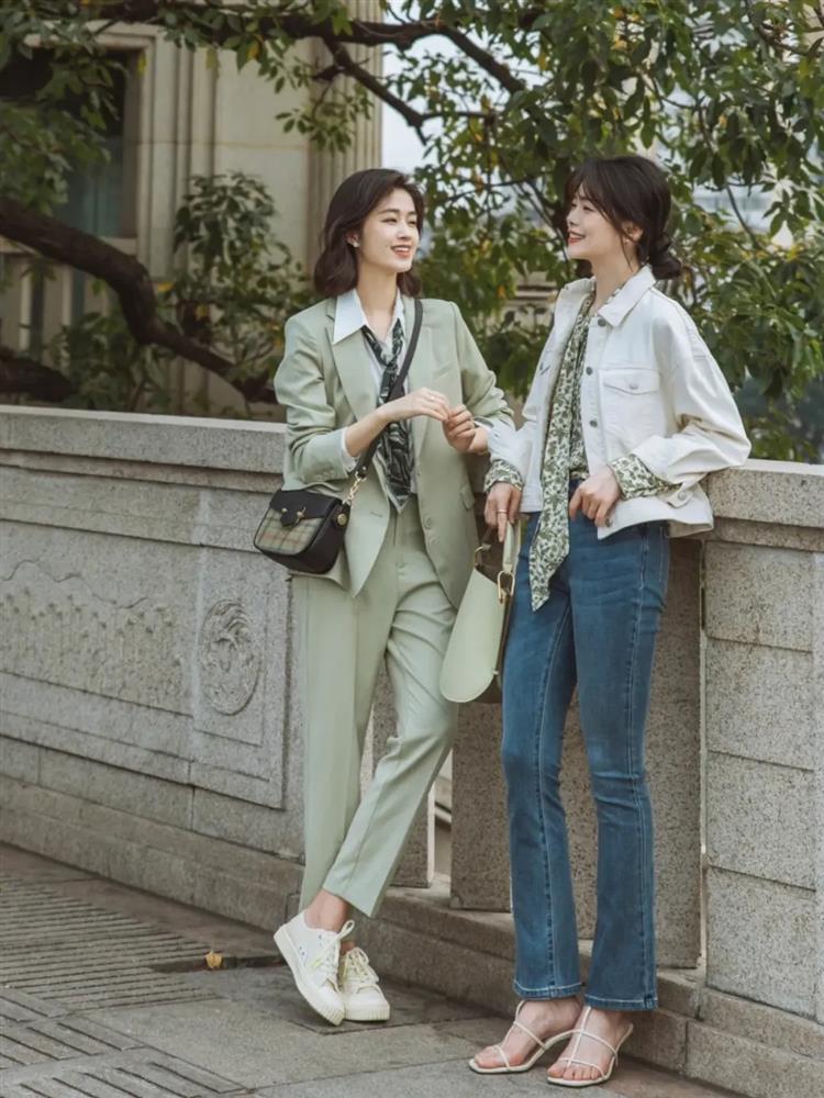 Street style Châu Á: Hội chị em lên đồ diện quần jeans đẹp chuẩn không trượt bộ nào-11