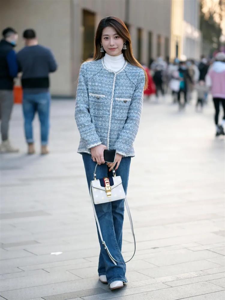 Street style Châu Á: Hội chị em lên đồ diện quần jeans đẹp chuẩn không trượt bộ nào-9