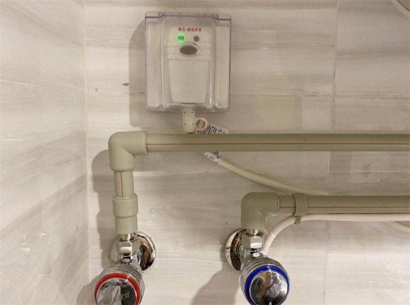 Bình nước nóng được bật 24/24 hay bật bất cứ lúc nào thì tiết kiệm điện hơn? Nhiều người mừng vì biết sớm, bạn cũng nhanh về báo cho gia đình-3