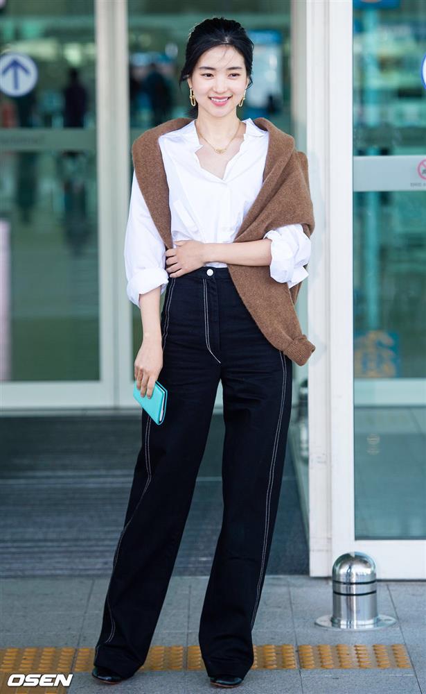 4 nữ diễn viên Hàn trung thành với style tối giản mà vẫn đẳng cấp, học hỏi là không lo mặc xấu-7