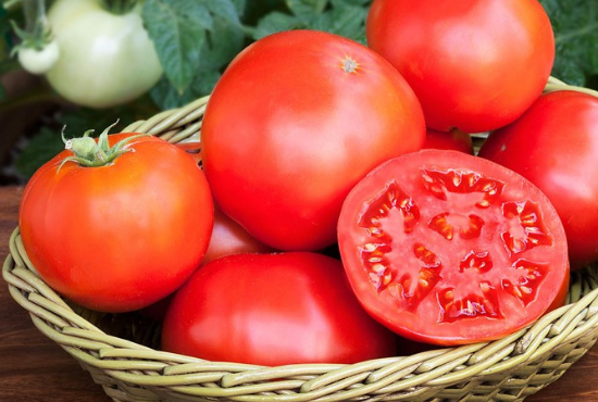 Đi chợ, thấy cà chua có 3 ĐẶC ĐIỂM này dứt khoát đừng mua: Có thể chứa độc tố hoặc đã bị tiêm thuốc kích chín, người trồng còn không dám ăn-4