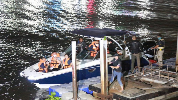 Kẻ lái thuyền hại chết nữ diễn viên Chiếc Lá Bay là ai? Profile căng đét, thái độ lạ thường, mua chuộc cả mẹ Tangmo với 21 tỷ?-8