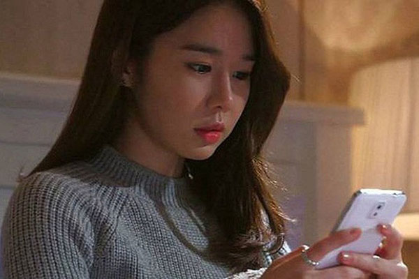Tôi lấy chồng xa 3 năm không về nhà mẹ đẻ, thấy mẹ gửi tin nhắn cho chồng mà rơi nước mắt-3