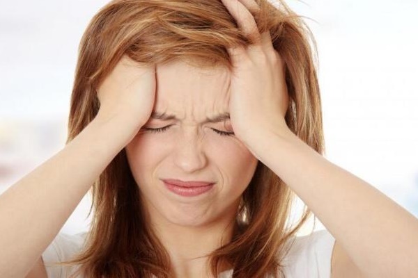 Đau đầu sau mắc COVID-19, chữa thế nào?-1