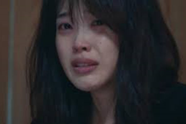 Chồng đi làm thuê, vợ nhất định dúi cái gối bắt mang theo, lúc anh mở gối ra thì ngây ngẩn cả người-2