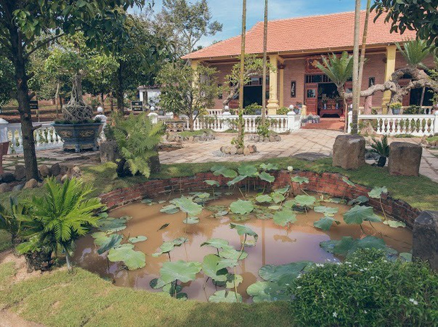 Lý Nhã Kỳ và thú vui tậu BĐS không hồi kết: Từ bạch dinh dát vàng đến resort triệu đô, thậm chí cả tòa chung cư 25 tầng cũng về tay chị đại!-10