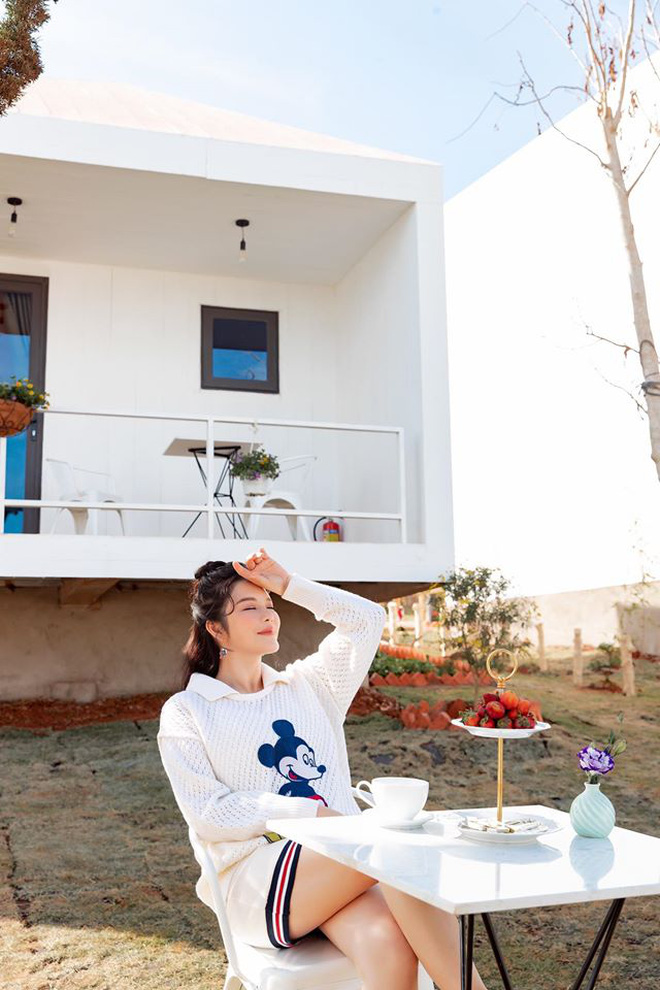 Lý Nhã Kỳ và thú vui tậu BĐS không hồi kết: Từ bạch dinh dát vàng đến resort triệu đô, thậm chí cả tòa chung cư 25 tầng cũng về tay chị đại!-23