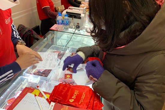 Giá vàng hôm nay 10/3: Vàng đồng loạt lao dốc, mất 5 triệu/lượng