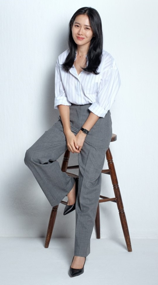 Đây là lý do Son Ye Jin mặc quần ống rộng không hợp, diện skinny jeans kén dáng lại đẹp xuất sắc-4