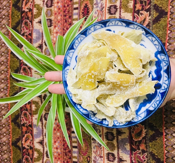 Mách chị em cách làm mứt gừng dẻo thơm, không cay, dùng trị ho, bổ phổi mùa dịch rất tốt-2