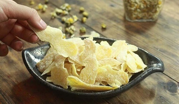 Mách chị em cách làm mứt gừng dẻo thơm, không cay, dùng trị ho, bổ phổi mùa dịch rất tốt-4