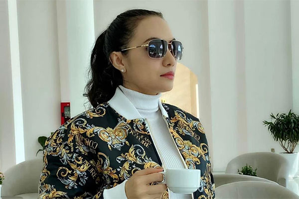 Bất ngờ với cuộc sống hiện tại của Tinna Tình: Từng gặp biến cố cực lớn nhưng nay tái xuất với diện mạo khiến khán giả trầm trồ-11