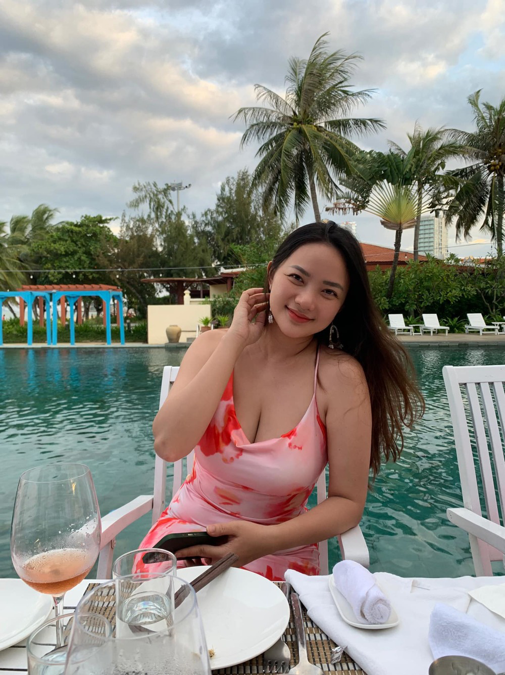 Gây sốc vì phát tướng khó nhận ra, Phan Như Thảo hiện giờ thay đổi ra sao?-18