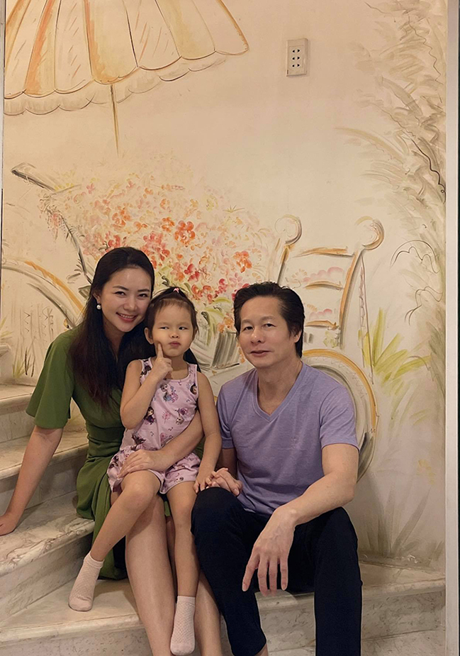 Gây sốc vì phát tướng khó nhận ra, Phan Như Thảo hiện giờ thay đổi ra sao?-17