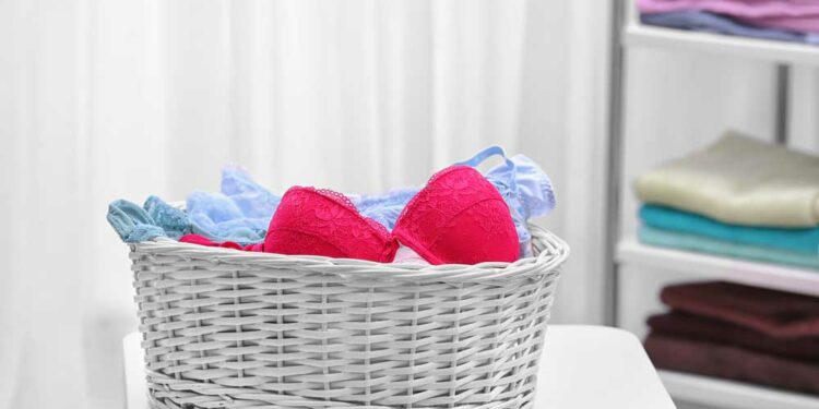 Giặt áo ngực tưởng đơn giản, nhưng nếu bạn không biết mẹo này thì sớm muộn cũng làm hỏng hoặc mất phom-1