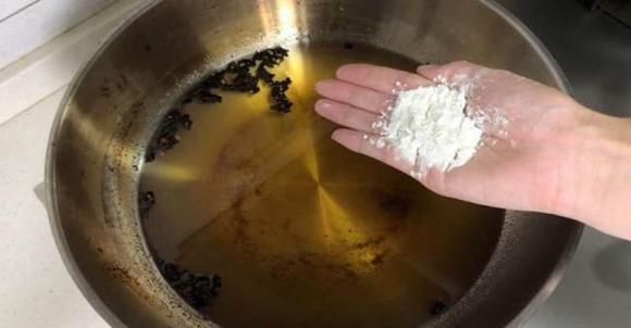 Thật tiếc khi phải vứt bỏ dầu thừa từ đồ chiên? Dạy bạn một mẹo nhỏ, dầu cũ ngay lập tức trở thành dầu mới, thiết thực-1