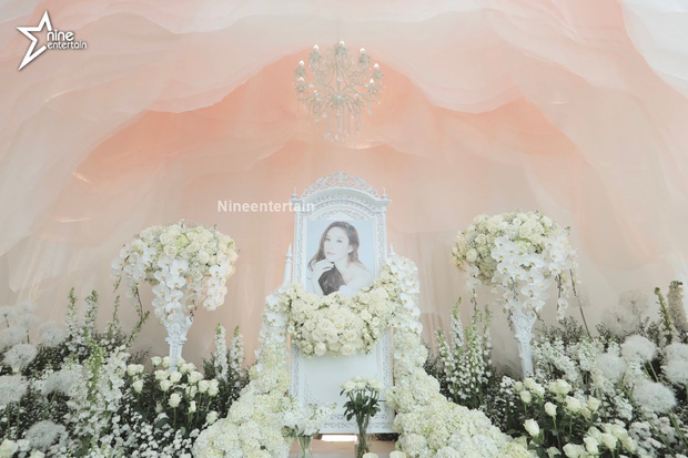 Vừa ngất xỉu, đòi nhảy lầu tại sở cảnh sát, mẹ nữ diễn viên Chiếc Lá Bay đã lộ ảnh đi mua sắm trước ngày tưởng niệm con gái-2