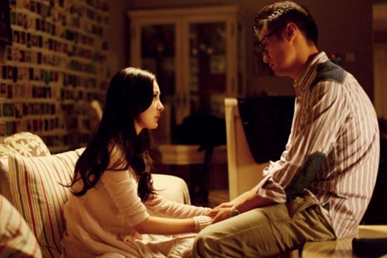 Chồng bỗng thay đổi với những biểu hiện lạ, tôi nghi ngờ theo dõi thì phát hiện ra sự thật đau lòng