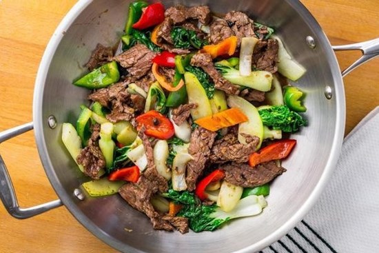 Xào thịt bò hay bị dai khô, nhớ cho thêm nguyên liệu này thịt mềm ngon ai ăn cũng thích